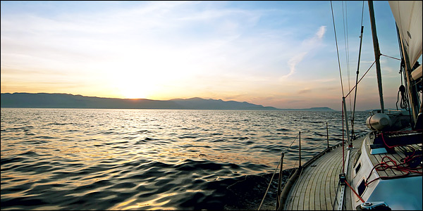 Ρωσικό ιστιοπλοϊκό με 5 αθλητές κρατείται σε λιμάνι της Βόρειας Κορέας – Η Μόσχα ζητά την άμεση απελευθέρωση τους