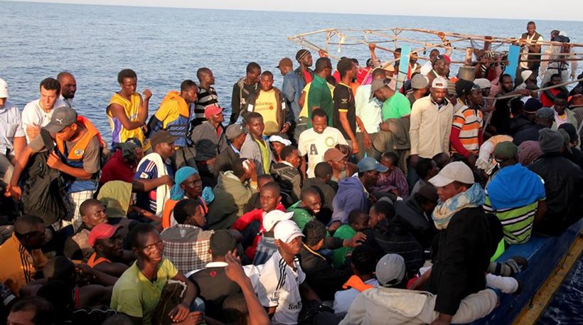 Δίασωση τουλάχιστον 1.000 μεταναστών σήμερα νότια της Σικελίας