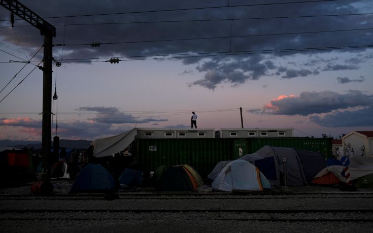 Ναρκωτικά και trafficking στην Ειδομένη… για 5-10 ευρώ- Bαγόνι τρένου λειτουργεί ως  «οίκος ανοχής»