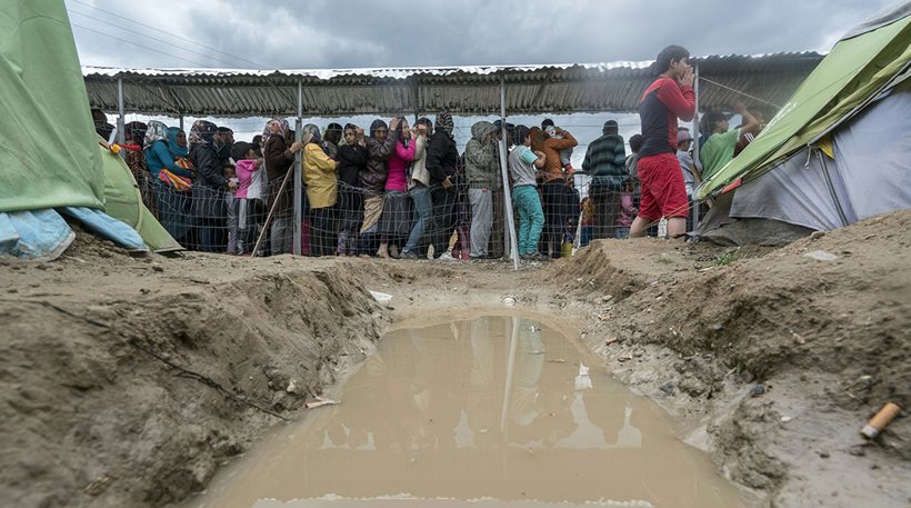 «Φαβέλα» η Ειδομένη: Παρεμπόριο, ναρκωτικά και πληρωμένος έρωτας στον καταυλισμό