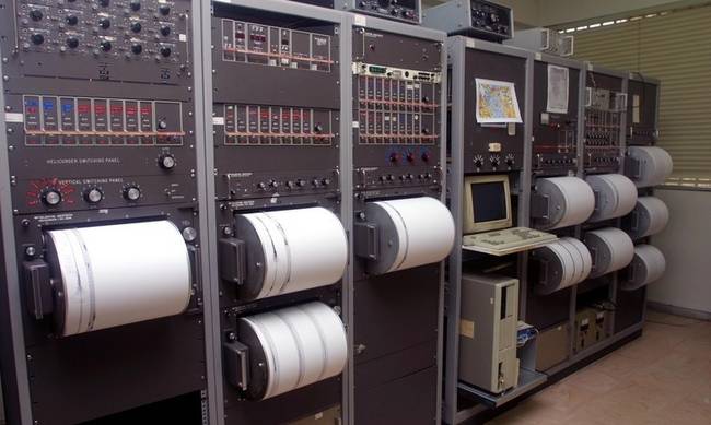 «Κουνιέται» όλη η Ελλάδα: Σεισμός 3,7 Ρίχτερ και στην Πελοπόννησο! – Κι αυτός σε επιφανειακό εστιακό βάθος