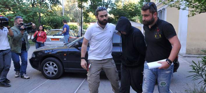 «Οι Γυναίκες στο Στόχαστρο»: Το βιβλίο που διάβαζε ο 30χρονος «δράκος» του Αμαρουσίου