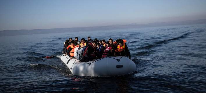 Σκάφος με μεγάλο αριθμό προσφύγων εντοπίστηκε στο Λασίθι