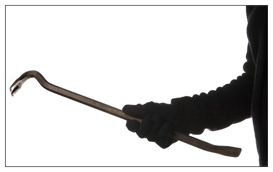 Λαμία: Άγρια επίθεση με λοστούς και ξύλα εναντίον επιχειρηματιών για ένα χρηματοκιβώτιο