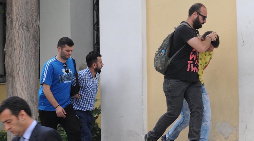 Αυτοί είναι οι τρεις ληστές που επιτέθηκαν στον Πάνο Καλλίτση (φωτό)