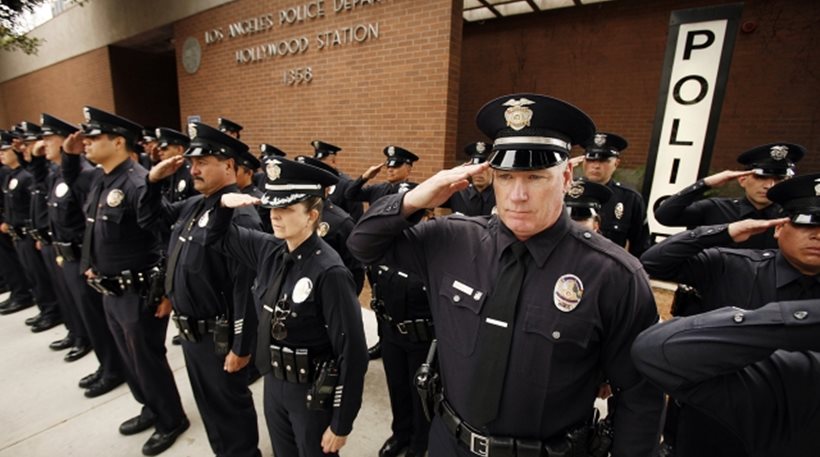 ΗΠΑ: Συνέλαβαν άνδρα με εκρηκτικά και όπλα στη Σάντα Μόνικα