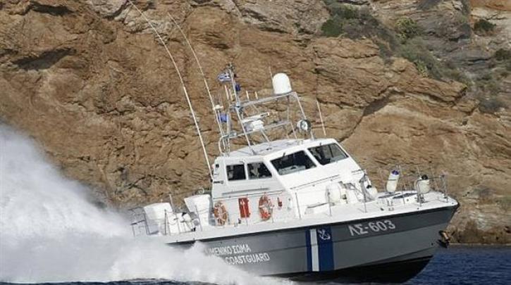 Δεν χρήζει βοήθειας το σκάφος νότια της Κρήτης- Να μεταφερθούν στην Ιταλία ζητούν οι μετανάστες