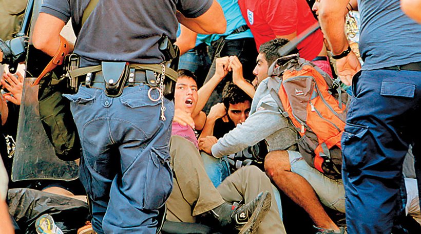 Ηρθαν για να μείνουν: Ενας χρόνος άσυλο για όλους τους… “εγκλωβισμένους”  μετανάστες