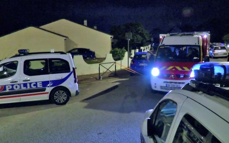 Παρίσι: Τρεις συλλήψεις για τη δολοφονία αστυνομικού και της συντρόφου του