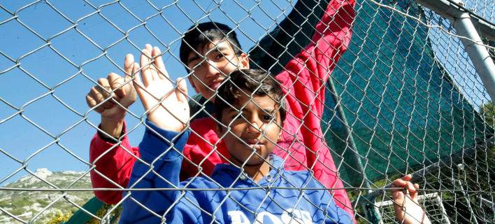 Σάμος: Διαμαρτυρία φορέων και πολιτών λόγω προσφυγικού