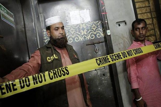 Μπανγκλαντές: Επιχείρηση για τον τερματισμό της ομηρίας – 4 αστυνομικοί νεκροί και δεκάδες τραυματίες (φωτό, vid) (upd)