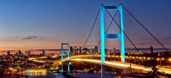 Ταξιδιωτική οδηγία από Βρετανία: Επικίνδυνη χώρα για τους τουρίστες η Τουρκία