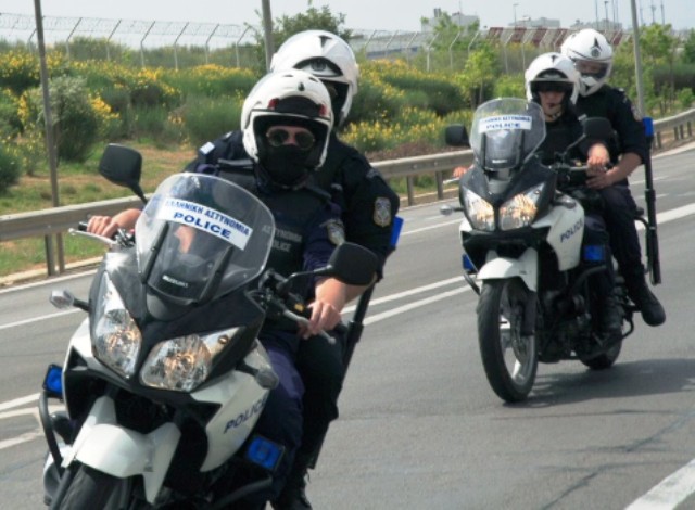 Στην κοιλιά δέχτηκε τα πυρά των αστυνομικών ο ληστής του σούπερ μάρκετ στους Αμπελοκήπους