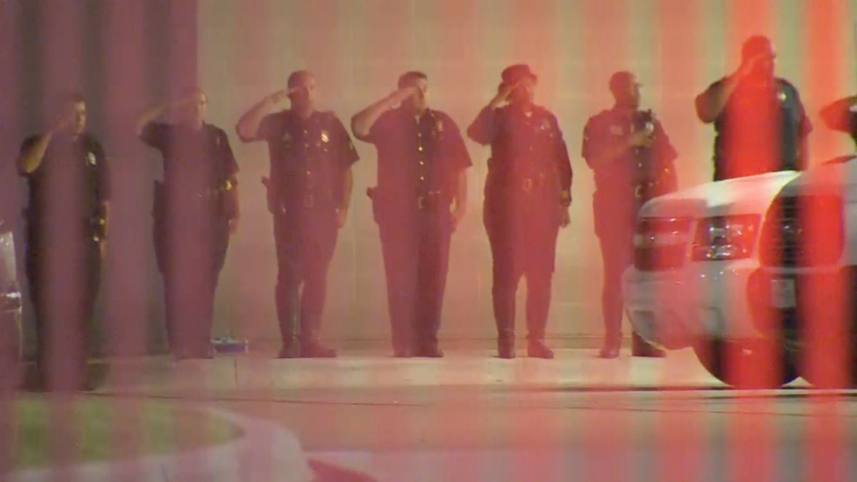 Φόρος τιμής στους νεκρούς αστυνομικούς του Ντάλας