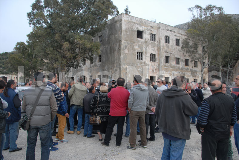 Σοβαρά επεισόδια στη Λέρο: Eξέγερση μεταναστών – Επιτέθηκαν στον αστυνομικό διευθυντή (vid)