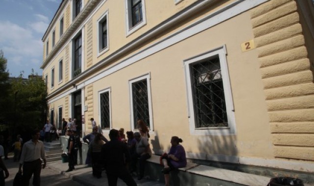 Απέδρασε κρατούμενος από την Ευελπίδων