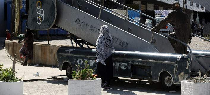 Κουκουλοφόροι εισέβαλαν στο δημαρχείο Ελληνικού-Αργυρούπολης