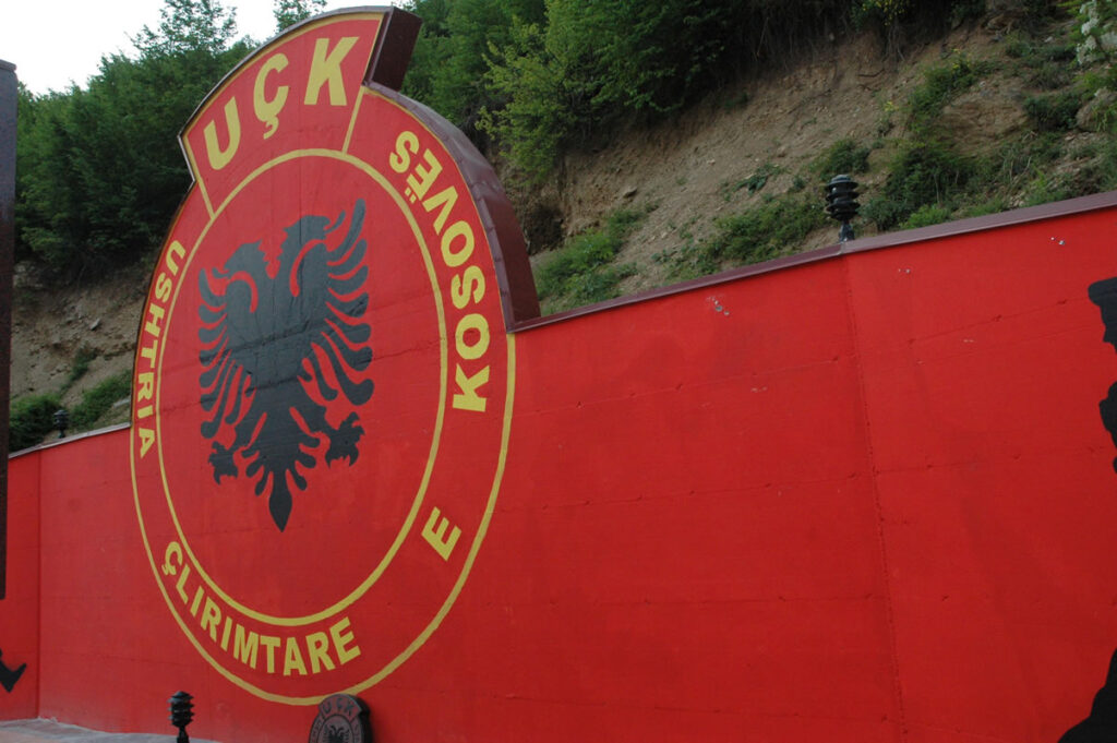 Aλβανοί παρακρατικοί στα Εξάρχεια: Συνελήφθησαν δύο μέλη του UCK στην μεγάλη αστυνομική επιχείρηση