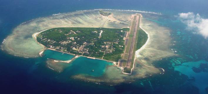 Το Πεκίνο θα δώσει «αποφασιστική απάντηση» σε οποιαδήποτε «προκλητική ενέργεια» στη Νότια Σινική Θάλασσα