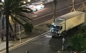 Μαρτυρία Ελληνίδας αυτόπτη μάρτυρα στη Νίκαια: «Παντού διαμελισμένα κορμιά!»