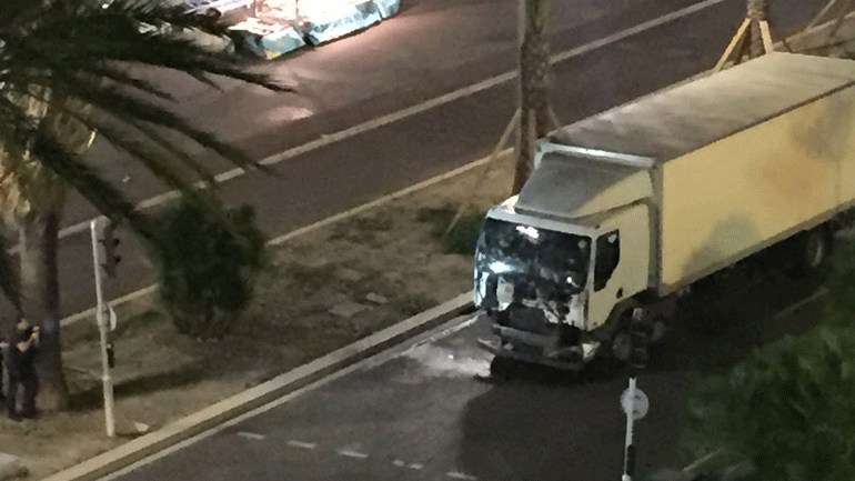 Aδερφός του ισλαμιστή τρομοκράτη της Νίκαιας: Μου είχε στείλει φωτογραφία και ήταν χαρούμενος ανάμεσα σε πλήθος