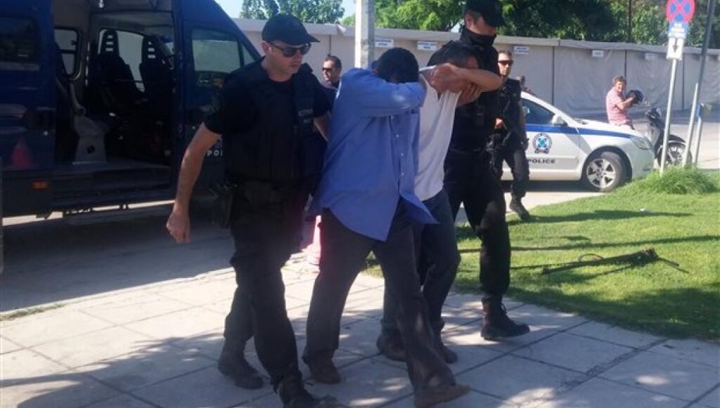 Αλεξανδρούπολη: Τριήμερη αναβολή πήραν οι οκτώ Τούρκοι στρατιωτικοί