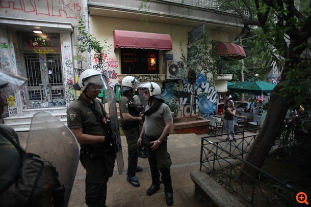 Έρευνα της Ασφάλειας σε σπίτια γνωστών αντιεξουσιαστών στα Εξάρχεια