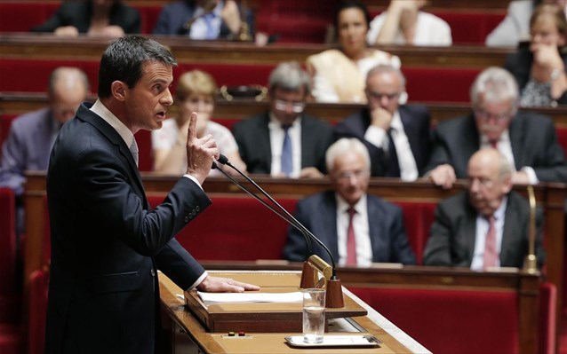 Μανουέλ Βαλς: «Θα γίνουν και άλλες επιθέσεις, θα υπάρξουν και  άλλα αθώα θύματα»