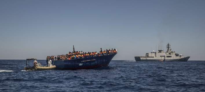 Ιταλία: Από τοξικές αναθυμιάσεις πέθαναν οι 22 μετανάστες που βρέθηκαν νεκροί σε βάρκα