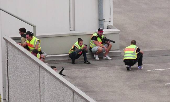 Θαυμαστής του 17χρονου μακελάρη του Βινεντέν φέρεται να ήταν ο δράστης του Μονάχου