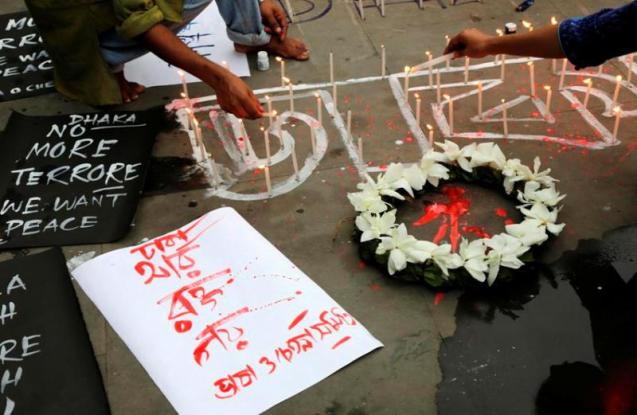 Αστυνομία Μπαγκλαντές: «Θέμα ημερών η σύλληψη των τρομοκρατών του ισπανικό καφέ»