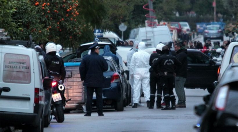 Η αντιτρομοκρατική στην έρευνα για το παγιδευμένο δέμα στο σπίτι του δικαστικού – Tί φοβάται η ΕΛ.ΑΣ.