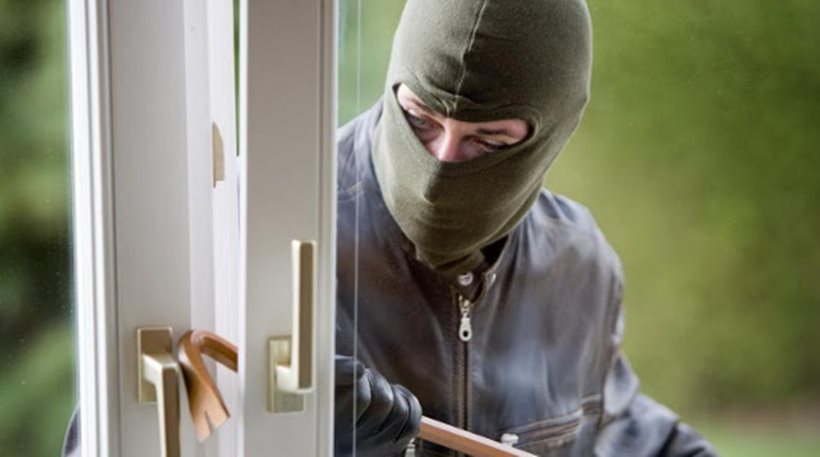 Χίος: Μετανάστης από την Αλγερία ο ληστής 61χρονου