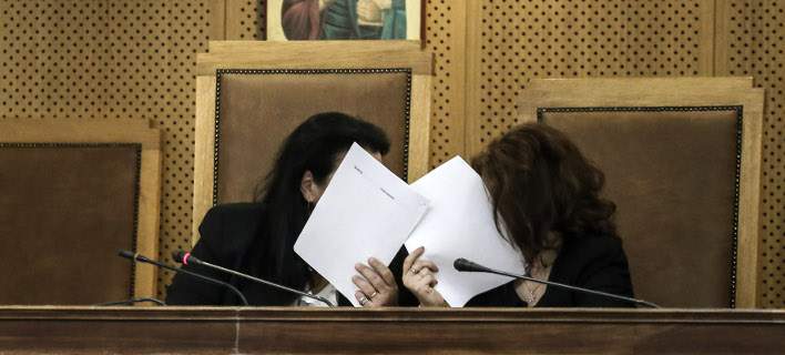 Δικαστές και Εισαγγελείς καταδικάζουν τις επιθέσεις με ύποπτα πακέτα εναντίον συναδέλφων τους