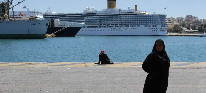 Εκκενώθηκε το λιμάνι του Πειραιά, 6 μήνες μετά- Σε Τρίκαλα και Βοιωτία οι πρόσφυγες