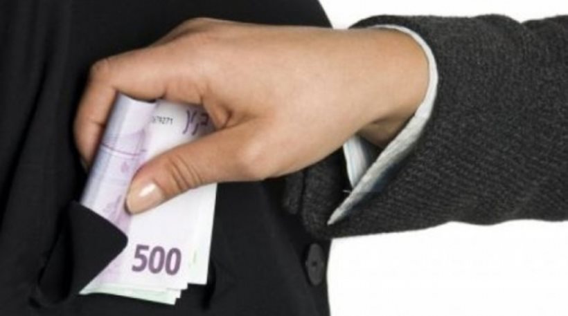 Εκτός δημοσίου τρεις υπάλληλοι του ΣΔΟΕ που εκβίαζαν επιχειρηματίες