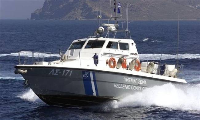 Ακυβέρνητο σκάφος ανοιχτά των Χανίων