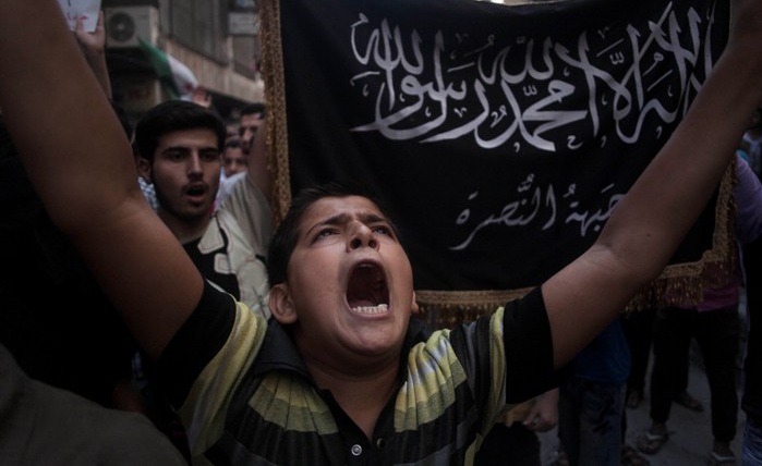 Η Αλ Νούσρα διακόπτει τις σχέσεις της με την Αλ Κάιντα και μετονομάζεται σε Fatah Al-Cham για να ξεγελάσει την Δύση