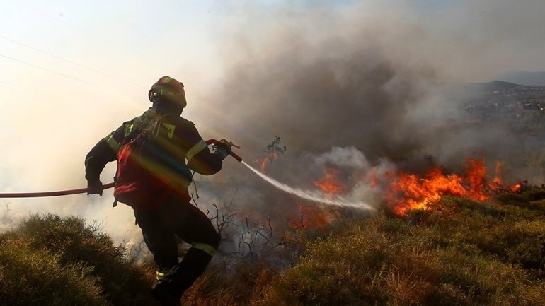 Σε επιφυλακή το Ηράκλειο για τον κίνδυνο εκδήλωσης πυρκαγιάς