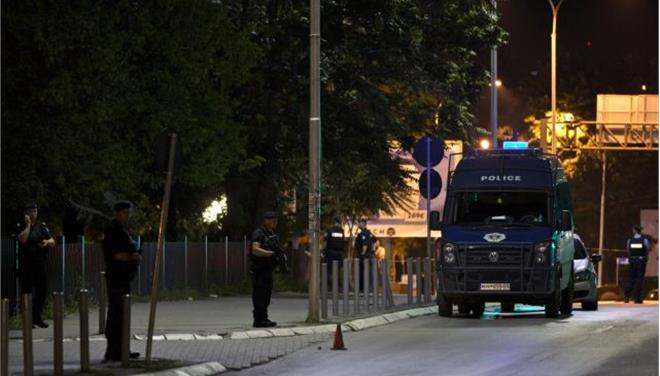 Κόσοβο: Επίθεση με αντιαρματική ρουκέτα κατά του Κοινοβουλίου το βράδυ της Πέμπτης