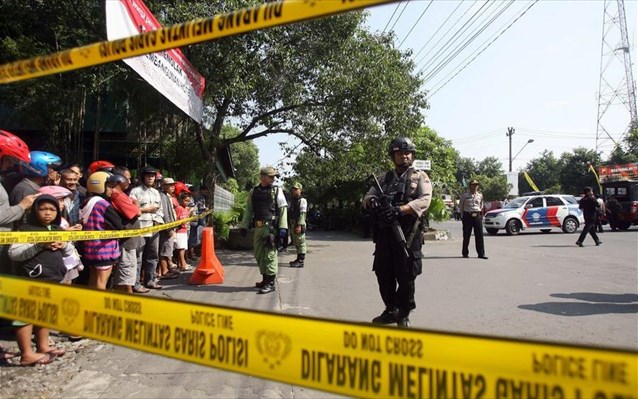 Ινδονησία: Πιθανή τρομοκρατική επίθεση απέτρεψαν οι αρχές – Συνελήφθησαν 6 ύποπτοι (vid)