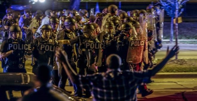 Μιλγουόκι: Απαγόρευση κυκλοφορίας για εφήβους μετά από δύο νύχτες ταραχών