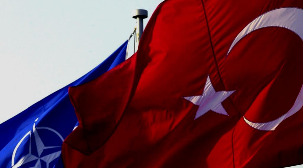 Οι ΗΠΑ: «Ελπίζουν η Τουρκία να μείνει στο ΝΑΤΟ»! – Η Ρωσία ζήτησε χρήση της βάσης του Ιντσιρλίκ! (upd)