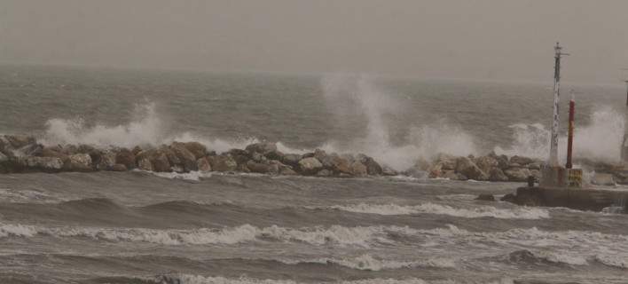 Οδηγίες προς ναυτιλλομένους λόγω επιδείνωσης του καιρού από το Λ.Σ.