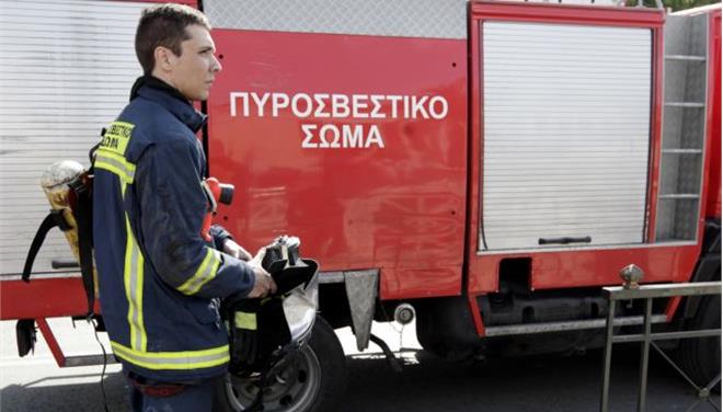 Σε εξέλιξη επιχείρηση απεγκλωβισμού ενός παιδιού στην Κηφισιά