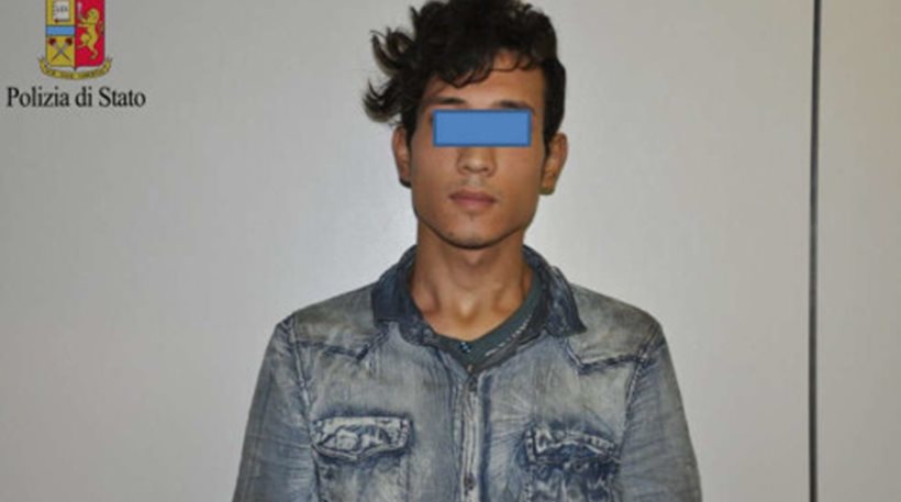 17χρονος Αφγανός διένυσε 400 χλμ δεμένος με ιμάντες κάτω από νταλίκα στην Ιταλία