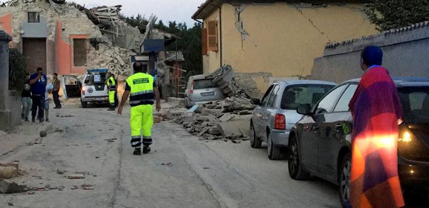 Η στιγμή του σεισμού των 6,2 Ρίχτερ στην Ιταλία (vid)