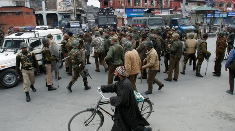 Ινδία: Άρση της απαγόρευσης κυκλοφορίας στο Κασμίρ μετά από 52 ημέρες