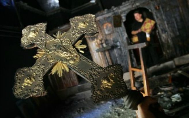 Συναγερμός στις χριστιανικές εκκλησίες της Βρετανίας – Η αντιτρομοκρατική προειδοποίησε για επιθέσεις του ISIS