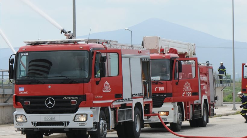 Φωτιά ξέσπασε σε εργοστάσιο μεταξύ Άργους και Νέας Κίου